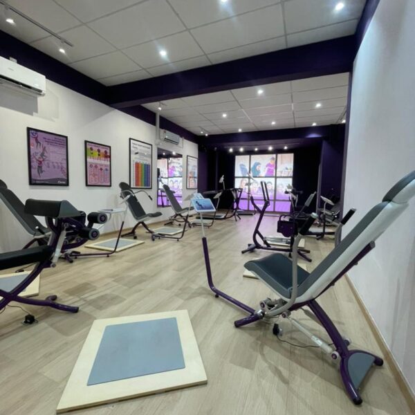 Curves Brings First Women-Only Fitness Studio to Kuantan, Pahang