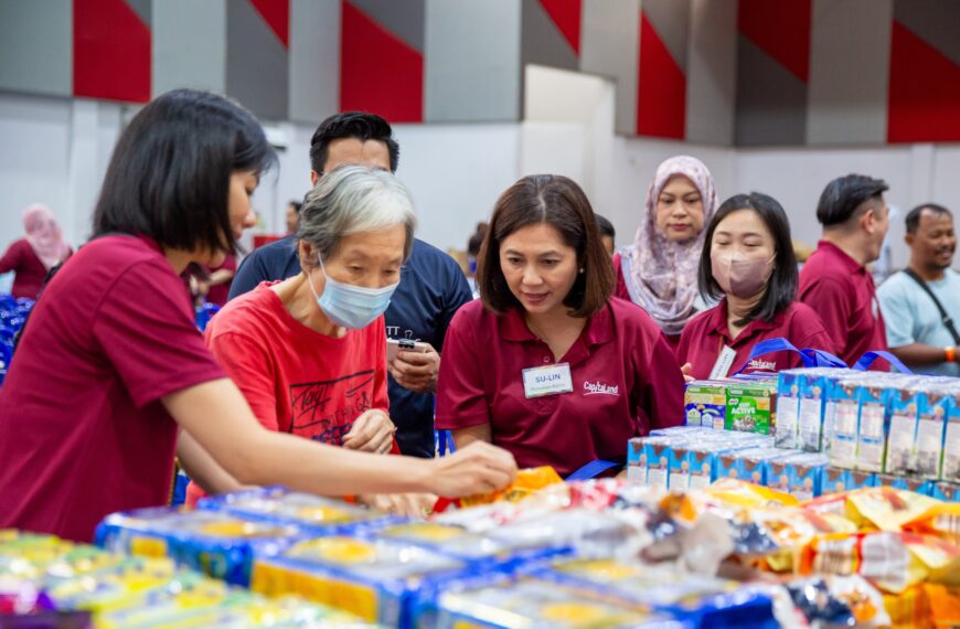 CapitaLand Donates RM200,000 Worth of Essential Supplies to Support Close to 2,250 Underserved Children & Low-income Families Across Malaysia