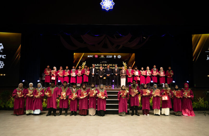 QSR Brands, Yayasan JCorp Graduate Another 37 Skilled Students Under Akademi Dalam Industri (ADI) Programme