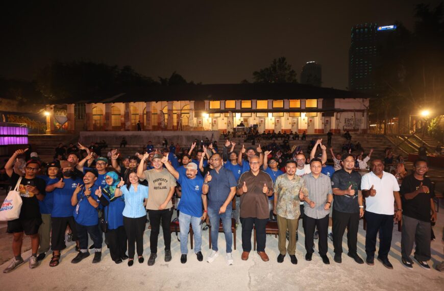 Graff For Nation 2.0 Brought Together Graffiti Artists From Six Countries in Johor, Malaysia